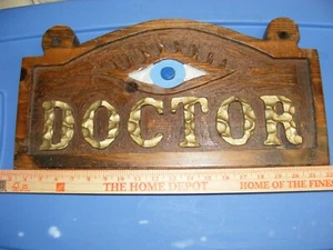 Wooden Carved EYE Doctor Sign 1/12 x 9 x 18 " Raised Letters VGC Free Ship - Picture 1 of 3