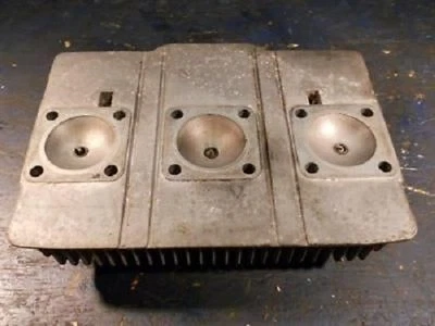 Suzuki GT550 1972 triple culata Foto 1 de 2