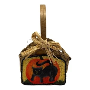 Cesta tejida vintage de Halloween diseño calabaza gato negro arco rústico hecha a mano - Imagen 1 de 9