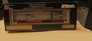 1993 Alan Kulwicki Racing Champions Hooters NASCAR Team Transporter 1:87 Truck  - Picture 1 of 1