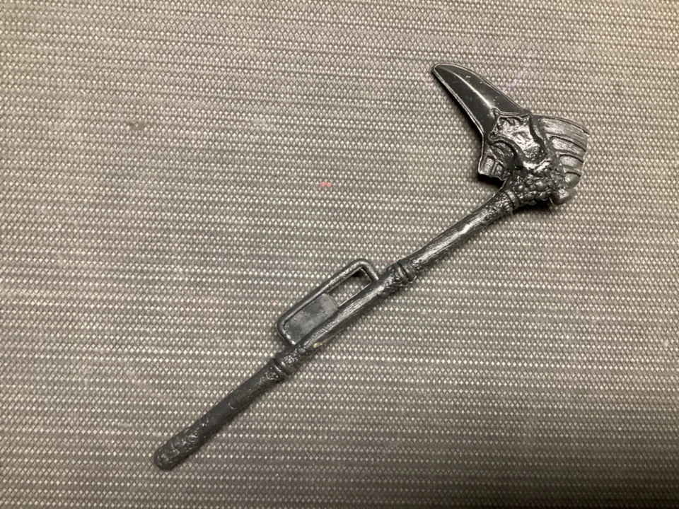 Power Rangers MMPR 1994 Evil Space Alien Pirantis Head Part piece Sword - Image 1 of 1
