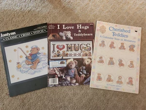 cross stitch lot of 3 leaflets, Teddy Bear designs, used-good condition - Picture 1 of 5