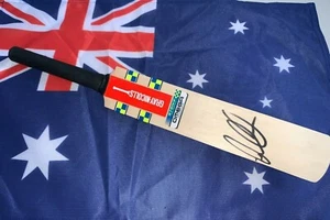 David Warner (Australia) signed Gray Nicolls "Omega" Mini Cricket Bat +COA - Picture 1 of 4