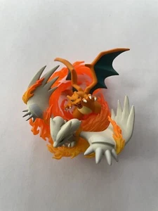 Figurine Pokémon Reshiram et Dracaufeu - Imagen 1 de 2