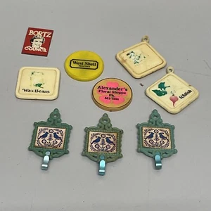 9 Vintage Fridge Magnets  - Picture 1 of 9