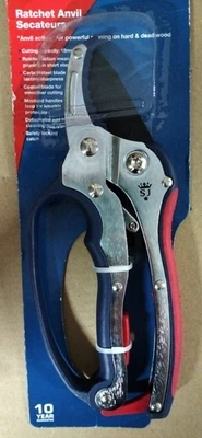 Spear & Jackson Ratchet Anvil Secateurs, Pruning - Image 1 of 4