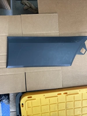 Ford Transit 250 2015 2016 2017 cubierta moldura trasera izquierda BK31 V29397 Foto 1 de 4