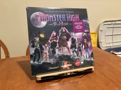Mattel Monster High The Movie Motion Picture Soundtrack Purple Vinyl Record NEW Foto 1 de 2
