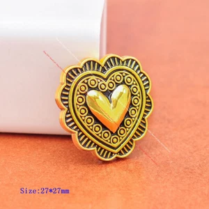 10X Western Gold Flower Love Heart Pattern Leathercraft Belt Saddle Tack Concho - Imagen 1 de 32