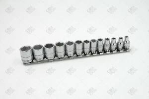 SK Hand Tools 1313 13pc 1/4" Dr. 6pt Standard Metric Chrome Socket Set - Picture 1 of 3