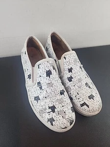 NURSE MATES SLIP ON SHOES 8.5M cute cats / dogs critters Pillow Top Comfort - Picture 1 of 7