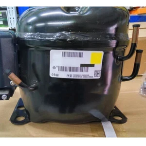 Compresor de refrigeración negro AE4430Y-DS1A (134a) para Tecumseh - Imagen 1 de 3