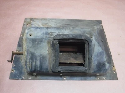 Jeep Wagoneer Cherokee J10 J20 77-91 Heater Core Housing Half Factory OEM - Image 1 of 4