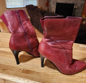 STIVALETTO STILETTO A PUNTA NOVE WEST GOORO CERNIERA LATERALE 7,5 M 7 1/2 BORDEAUX - Foto 1 di 5