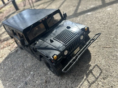 maisto hummer h1 1:18 - Image 1 of 4