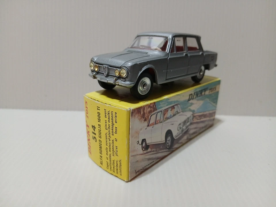 Alfa Romeo Giulia Ti 1 43  Dinky Toys  - Immagine 1 di 4
