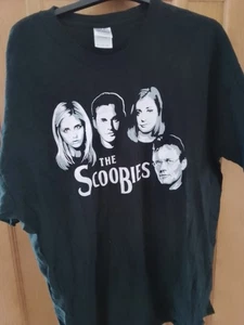Buffy The Vampire Slayer XL The Scoobies Beatles Style Cult TV 90s T Shirt Rare - Picture 1 of 3