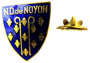 PIN'S PINS EPINGLETTE - BLASON HERALDIQUE NOTRE DAME DE NOYON - Picture 1 of 1