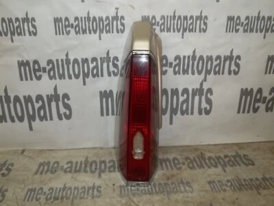 88–91 CADILLAC ELDORADO LEFT TAILLIGHT TAIL LAMP LIGHT & EXTENSION HOUSING TRIM - image 1 of 4