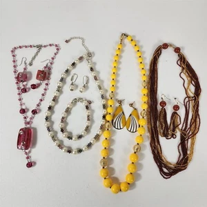 4 Vintage Necklace Pierced Earring Sets Lot Costume Jewelry Yellow White Pink - Picture 1 of 8