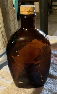Vintage Log Cabin Syrup Mount Rushmore Amber Brown Glass Bottle With Lid - Picture 1 of 4