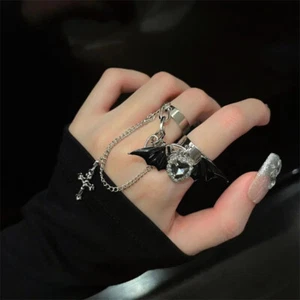 Y2K Gothic Edgy & Cute Demon Wing Cross Ring - Bild 1 von 9