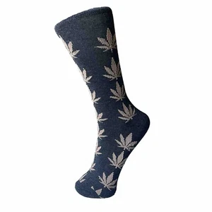 Novedad Calcetines Hoja Amarilla Hierba Talla EE. UU. 7 1⁄2 - 12 1⁄2 - Imagen 1 de 9