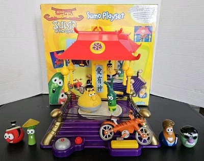 RARO De Colección VeggieTales Sumo de la Ópera Juguete Juego Anillo Figuras 2004 Bicicleta Tigre Foto 1 de 4