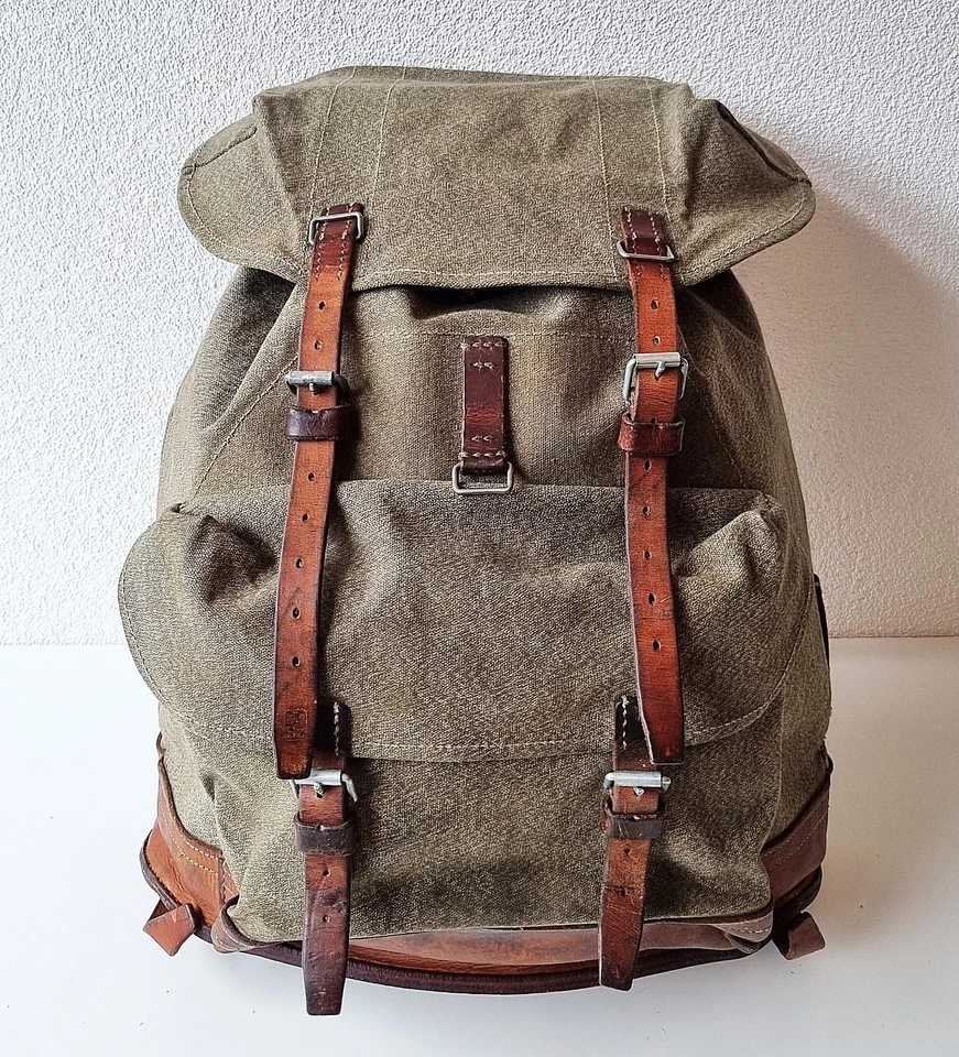 Robuster, alter Schweizer Armee Rucksack, Segeltuch & Leder Original 1971, Nr.19 - Bild 1 von 4