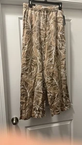 NWT Nine West Women’s Pull On Wide Leg Drawstrings Warm Taupe-Tan Leaves Size M - Picture 1 of 4