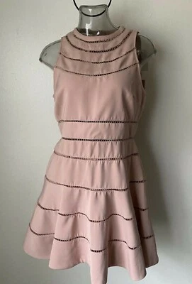 Vestido ajustado y acampanado KEEPSAKE The Label NIGHT DANCE talla L ROSA NUEVO CON ETIQUETAS $215 KX170220D Foto 1 de 4