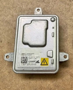 OEM for 14-18 Jeep Cherokee Xenon Ballast HID Bulb Control Unit Module Computer - Picture 1 of 2