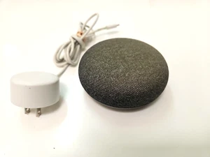 Google Home Mini H0A Mini Smart Assistant Altoparlante con caricabatterie - Foto 1 di 5