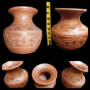 1978 Vintage Indigenous Pottery Carved Etched Hand Coiled Pot Signed Jango Para - Picture 1 of 8