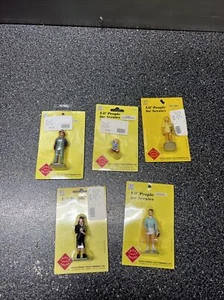 (1) LOTE DE 5 llaves de tenis conductoras Aristocraft escala G Lil’ People For Scenics - Imagen 1 de 5
