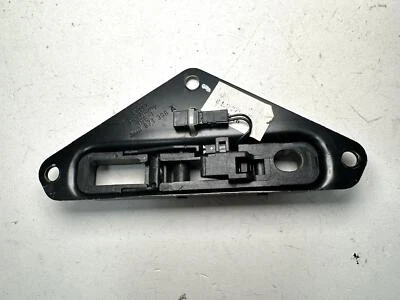 DERECHA - PESTILLO INFERIOR SUPERIOR CONVERTIBLE / BLOQUEO - AUDI A4 RS4 S4 - 8H0871398A Foto 1 de 4