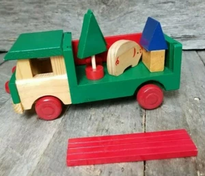 Madera Navidad Granja Camión Árboles Cerdo Casa de Juegos Plataforma Colección Windsor - Imagen 1 de 8