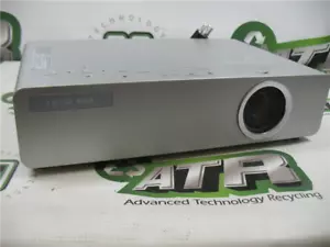 Proiettore Panasonic PT-LB90U - Testato - 1823 ore di lampada - Include cavo di alimentazione - Foto 1 di 10