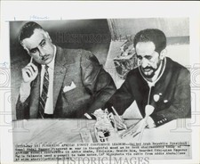 1963 Press Photo Gamal Abdel Nasser and Haile Selassie at African summit meeting