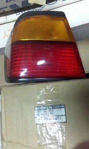 STOP POSTERIORE NISSAN PRIMERA SX CODICE: B655999J00 - Foto 1 di 1