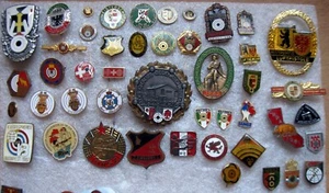 COLECCIÓN DE 46 INSIGNIAS DE TIRO - Imagen 1 de 3