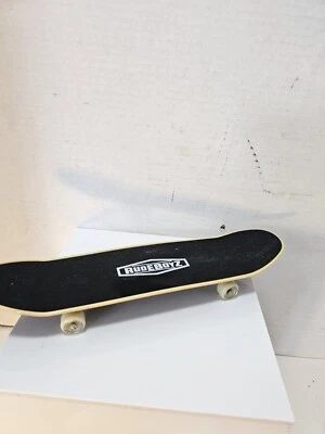 "Tabla de mano RudeBoyz de colección roja tela de araña Rude Boyz 10,5"" tabla de mano" Foto 1 de 4