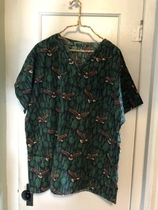 HANDMADE COLORFUL EAGLE / TREE PRINT SCRUB TOP SIZE 2XL-3XL - Picture 1 of 2