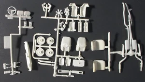 MPC Escala 1/25 Pontiac GTO 1967 - Lote 2 Piezas del Kit Nº MPC710L/12 - Imagen 1 de 1