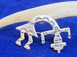 VTG. SOUTHWEST NATIVE AMERICAN Y EI STERLING ALSO KNOWN/ RAINBOW MAN PIN - Picture 1 of 4