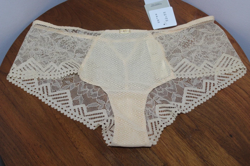 CHANTELLE ORIGINS SHORTY LACE EMBROIDERED FLORAL CHAMPAGNE-BEIGE SIZE S & M - Image 1 of 1