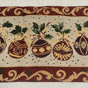 Gobelin Weihnachten Tischläufer bunte Stechpalme Glocken Ornamente Urlaub 68”x12,5” - Bild 1 von 5