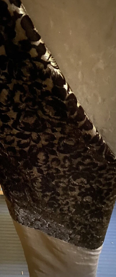 NEW JB MARTIN NEVADA PLUSH BLACK ROSE VELVET UPHOLSTERY FABRIC FRAMED SPOOL - Image 1 of 4