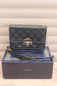 River Island embossed satchel shoulder bag with gold chain in black - Picture 1 of 7