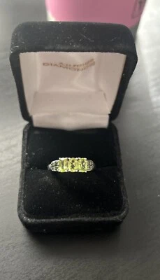 Oval Manchurian Peridot W/ Round Mint Tsavorite Garnet Silver 3-stone Ring Sz 8 - Image 1 of 3